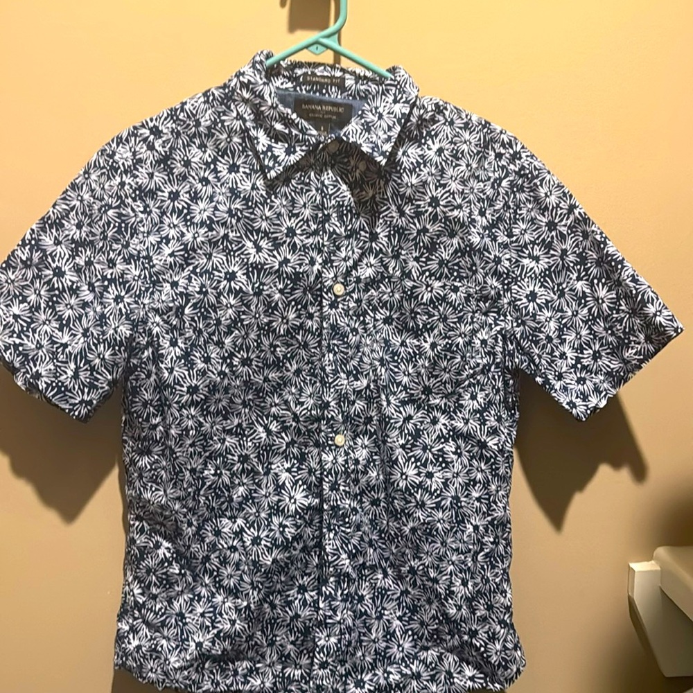 Banana Republic floral button down shirt